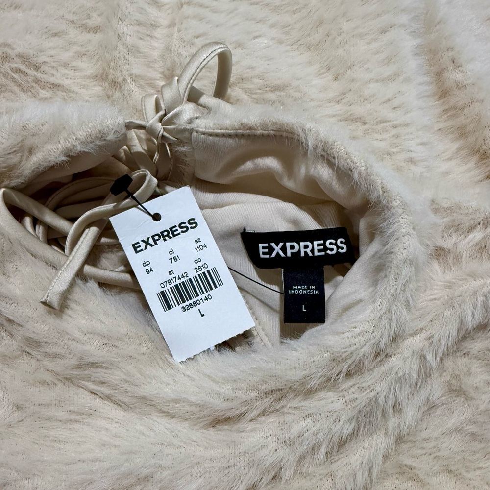 NWT Express Cream Faux Fur Mini Dress Sz Large - Picture 15 of 16